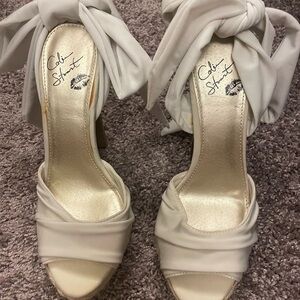 Summer / spring woodnen shoes 👠